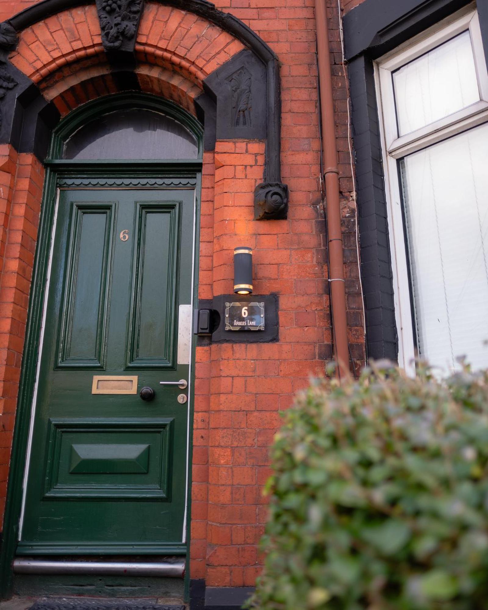 Entire Modern House Liverpool, 6 Bedrooms Luaran gambar